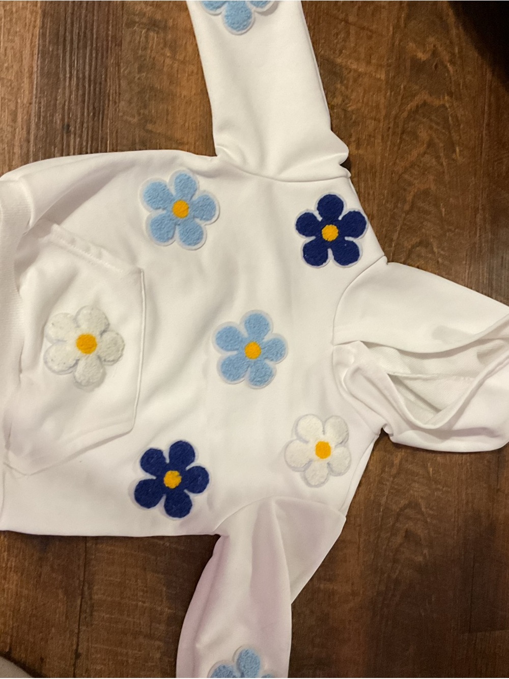 SHEIN White Kids Puffer Jacket with Blue, Navy & Yellow Flower Appliqués